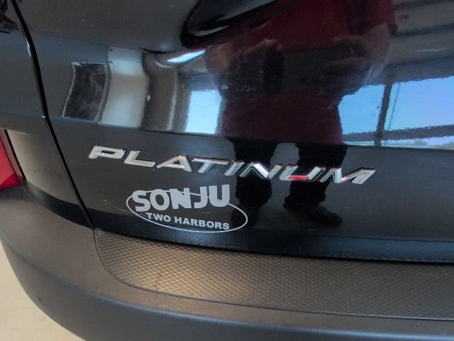 Certified 2024 Ford Escape Platinum AWD/4WD image 35