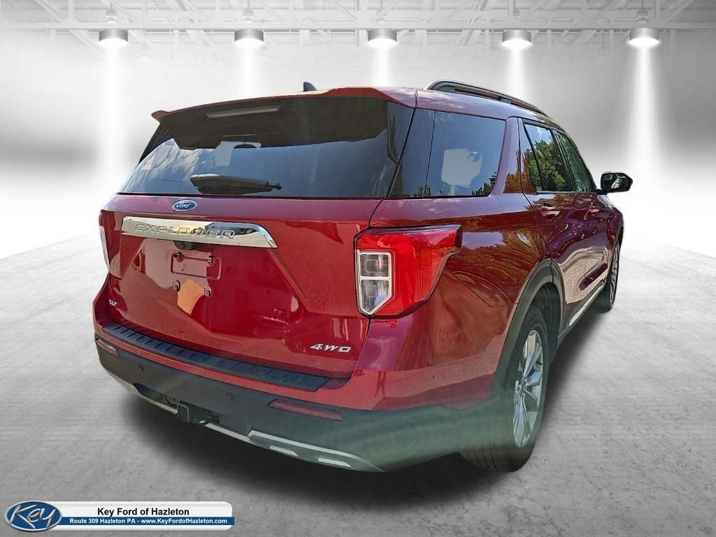 Certified 2024 Ford Explorer XLT w/ Equipment Group 202A AWD/4WD image 14