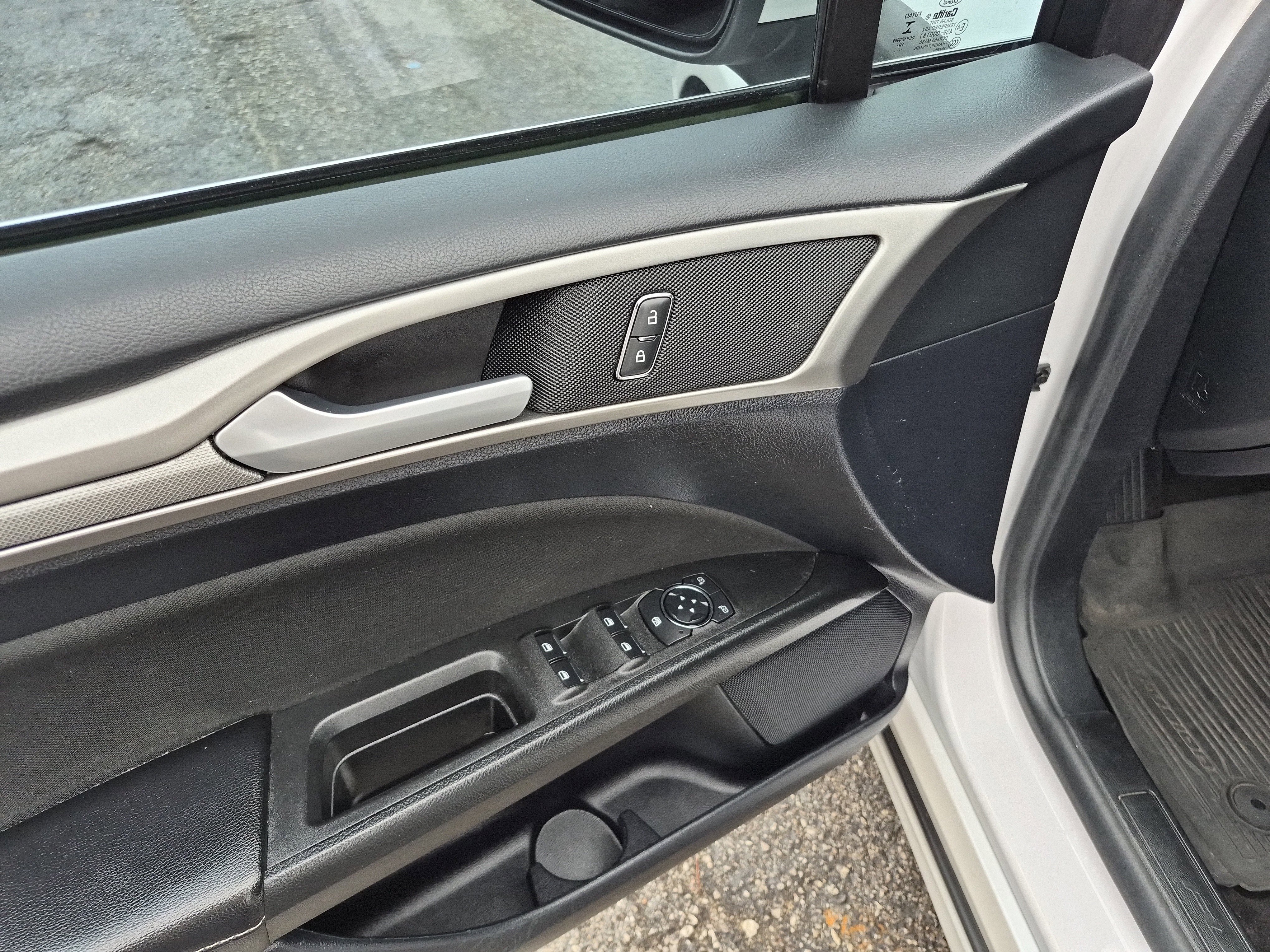 Certified 2020 Ford Fusion SE image 10