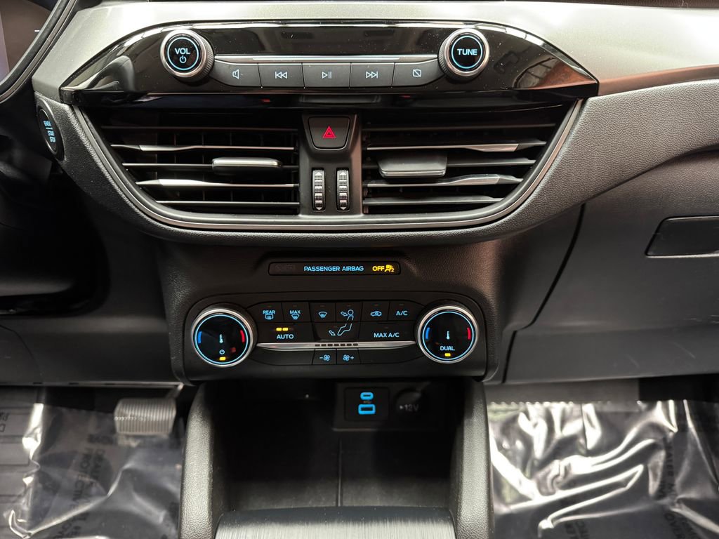 Certified 2023 Ford Escape Active FWD image 19