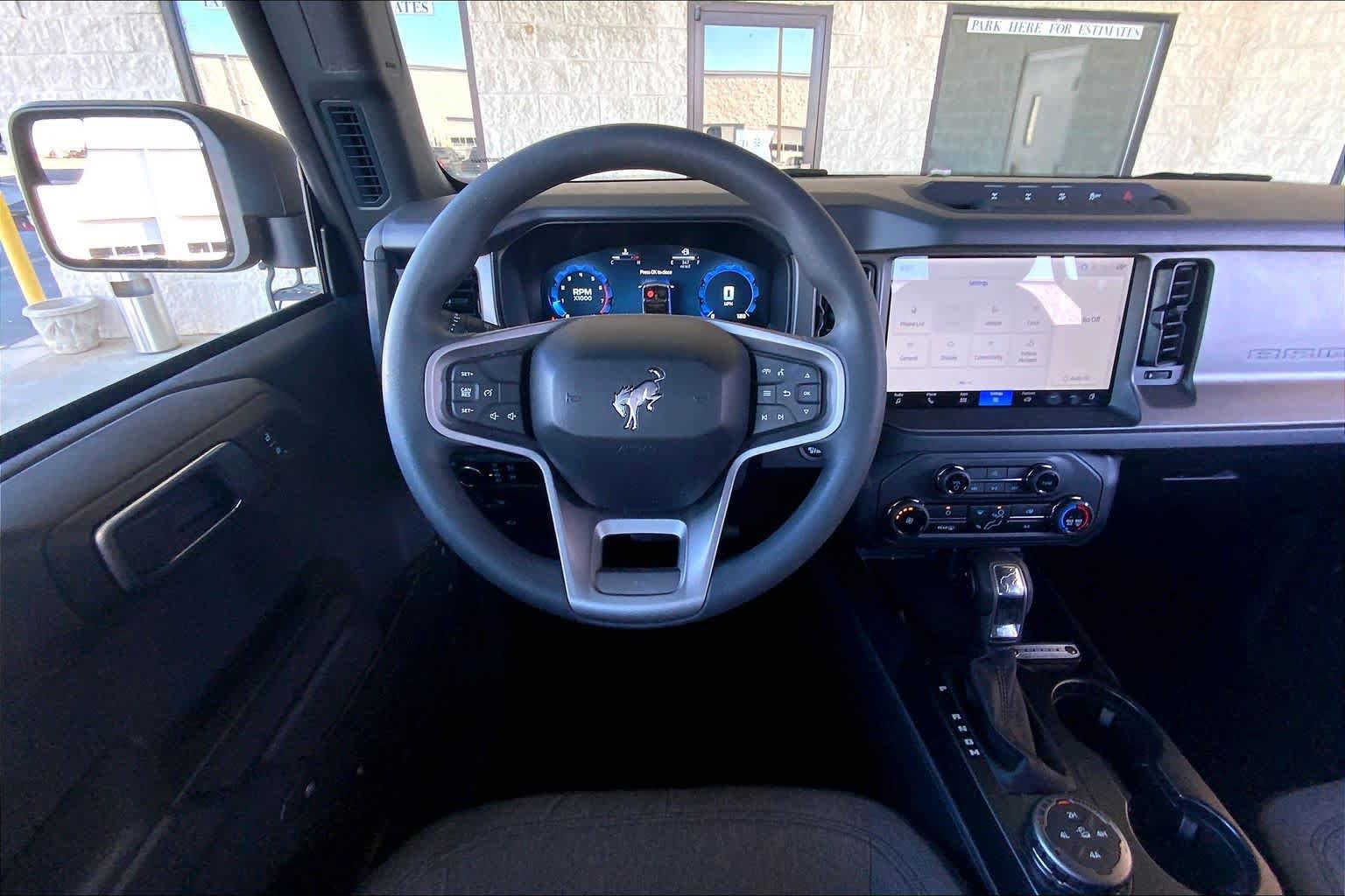 Certified 2025 Ford Bronco 4-Door w/ Sasquatch Package AWD/4WD image 9