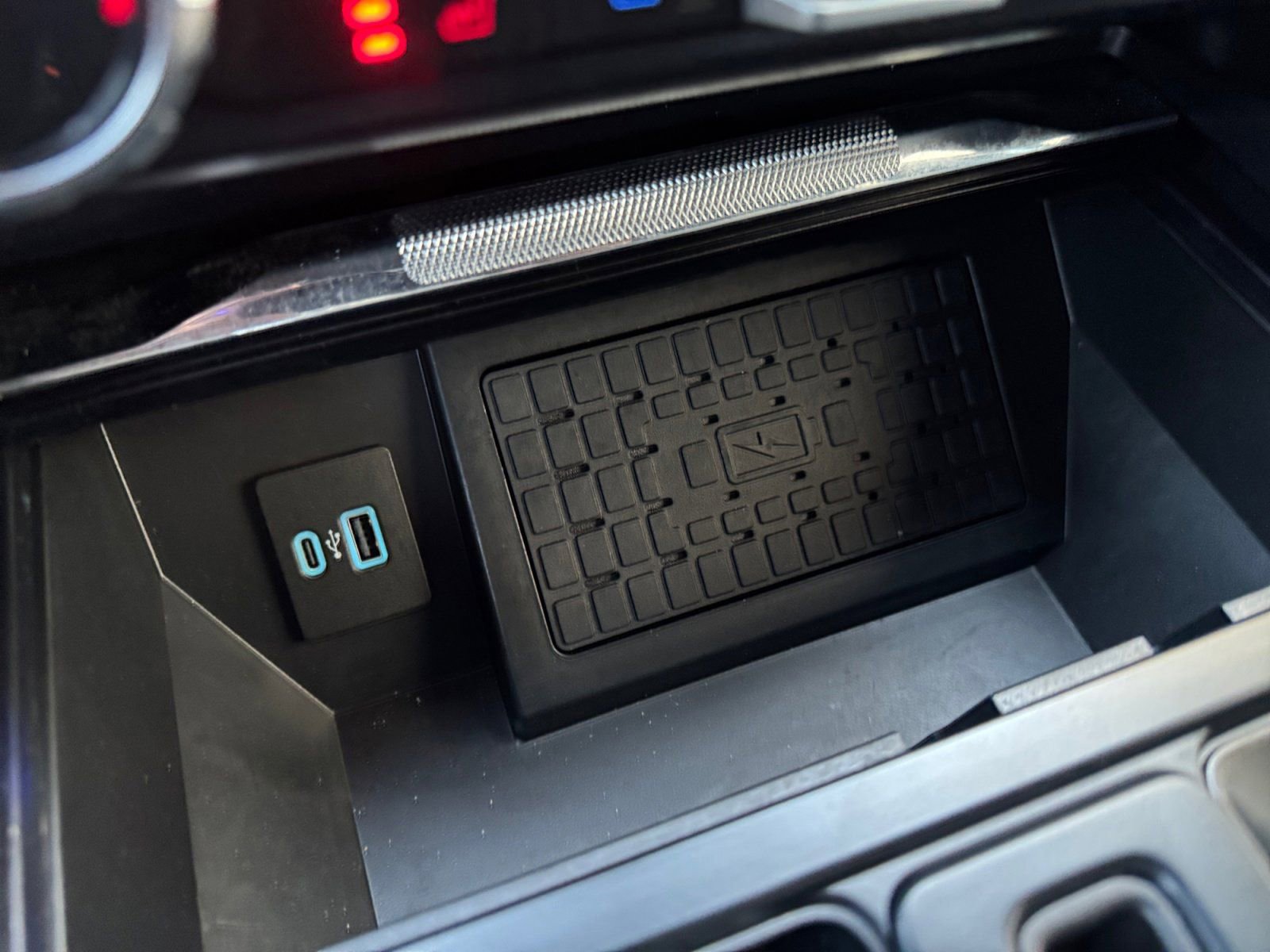 Certified 2023 Ford F150 Lariat w/ Equipment Group 502A High image 25