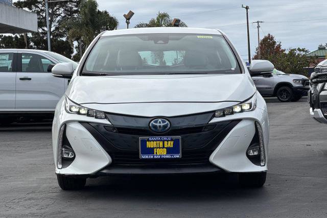 Used 2020 Toyota Prius Prime Limited image 8