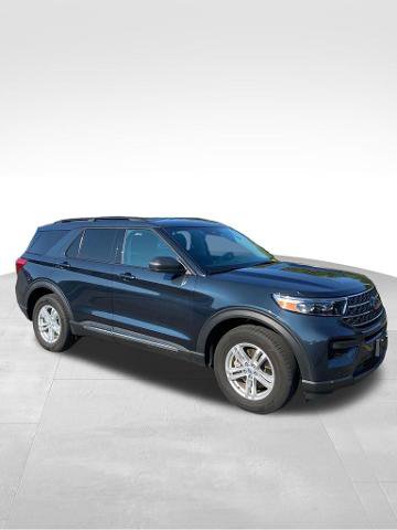 Certified 2023 Ford Explorer XLT w/ Class IV Trailer Tow Package AWD/4WD image 2