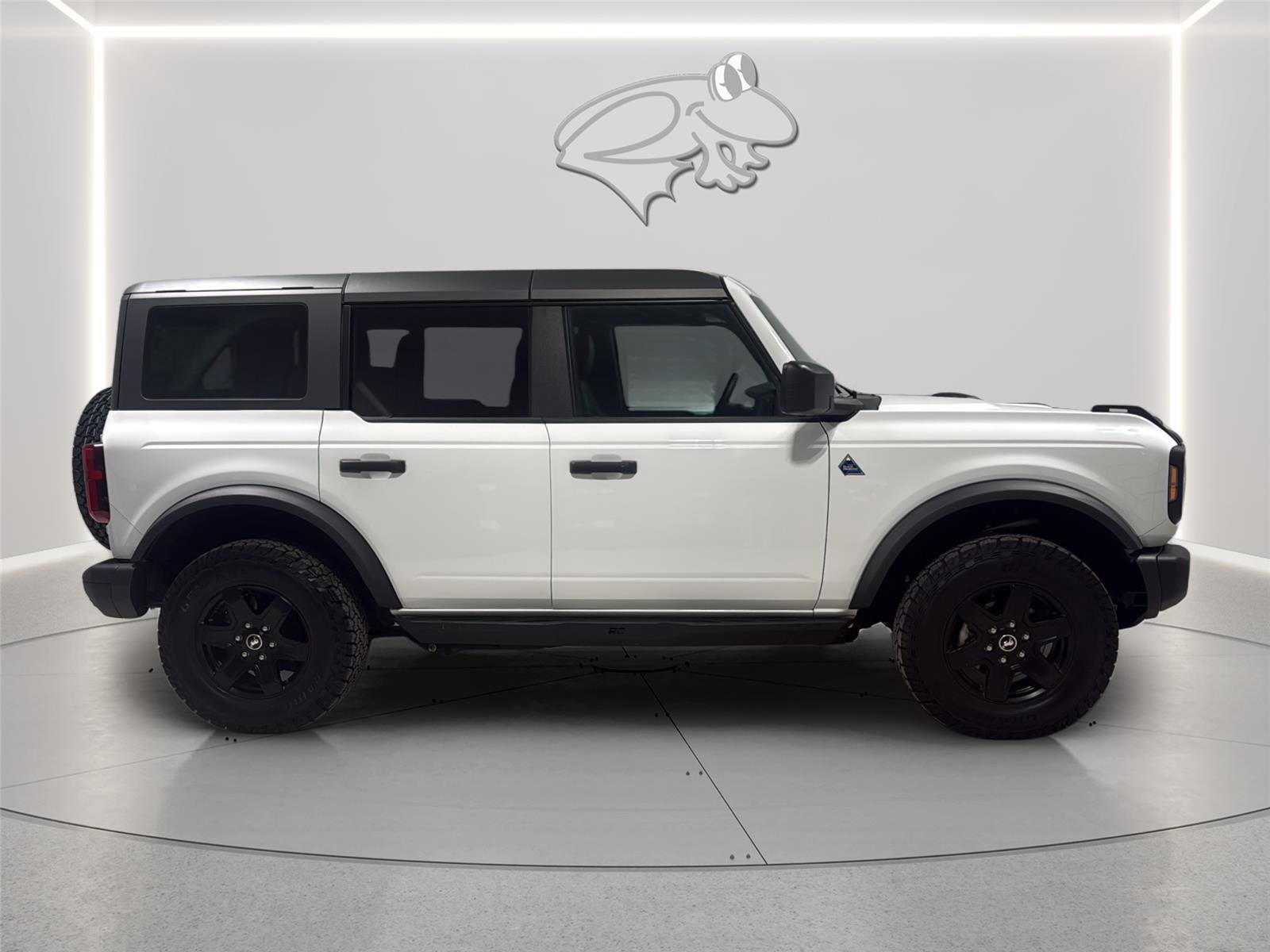 Certified 2024 Ford Bronco Black Diamond AWD/4WD image 8