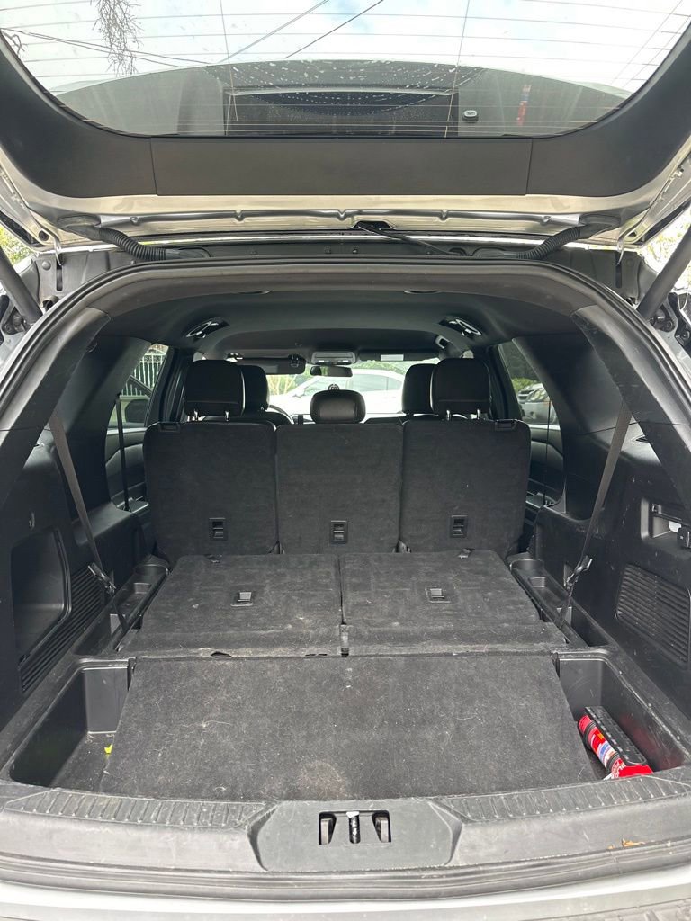 Certified 2020 Ford Explorer XLT w/ Equipment Group 202A image 21