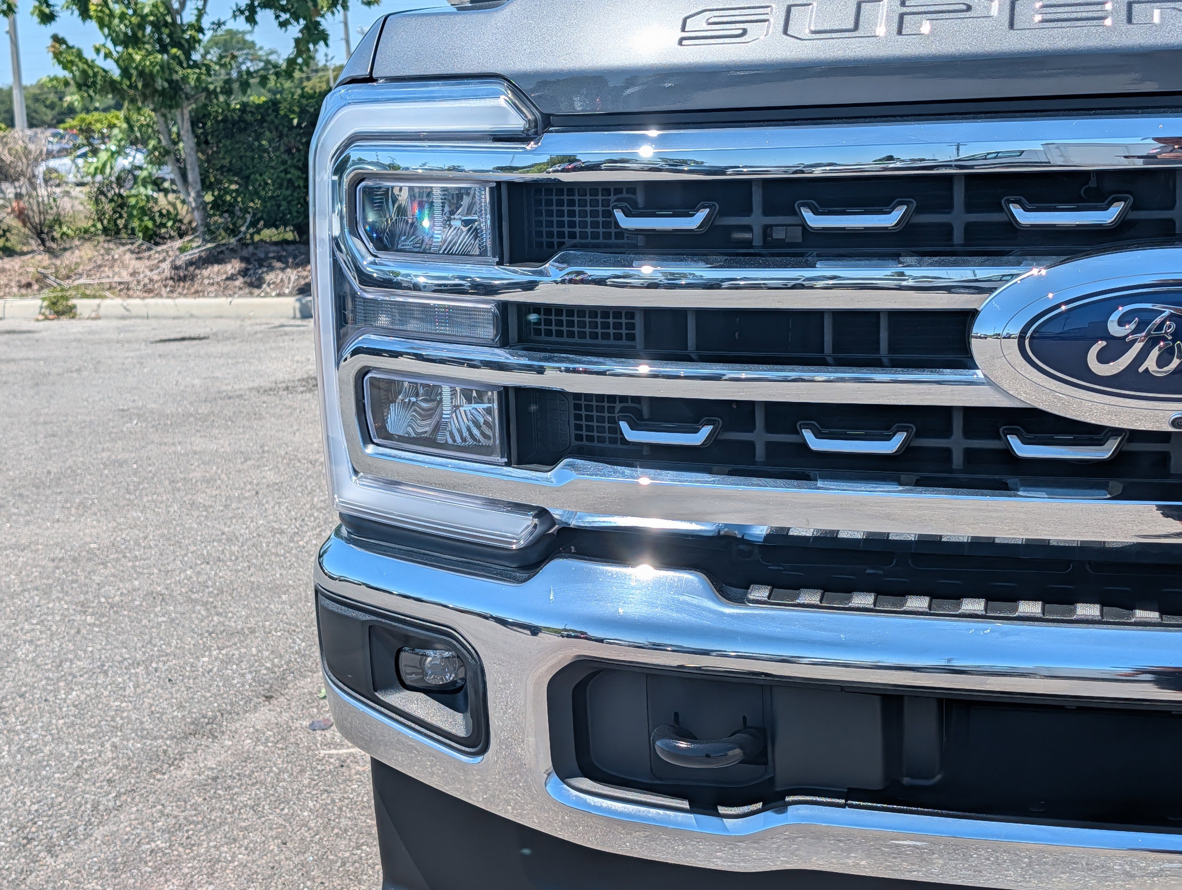 Certified 2023 Ford F250 Lariat AWD/4WD image 9