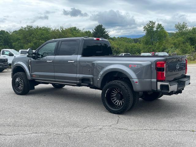 Certified 2025 Ford F450 Lariat w/ Lariat Ultimate Package AWD/4WD image 5