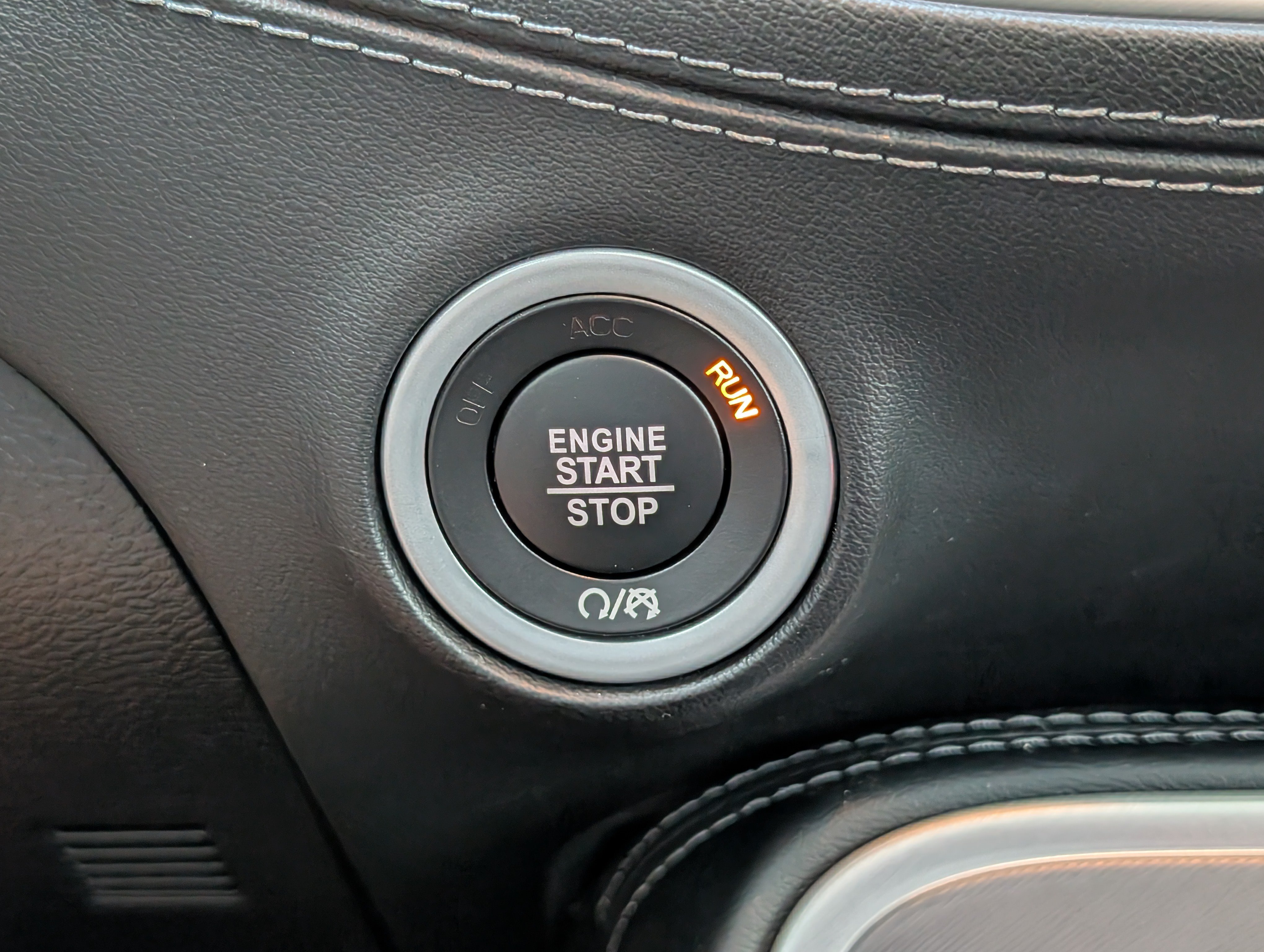 Used 2022 Dodge Challenger R/T Scat Pack RWD image 23