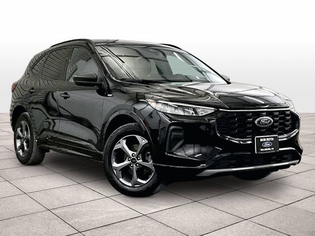 Certified 2024 Ford Escape ST-Line AWD/4WD image 2