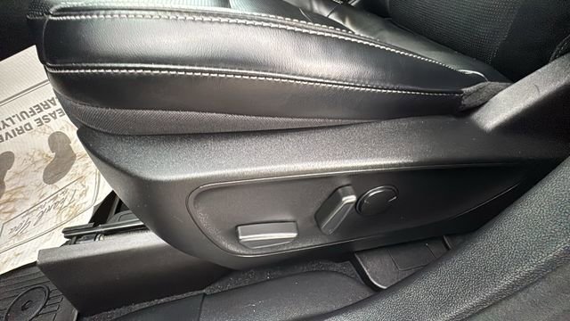 Certified 2023 Ford Escape Platinum image 10