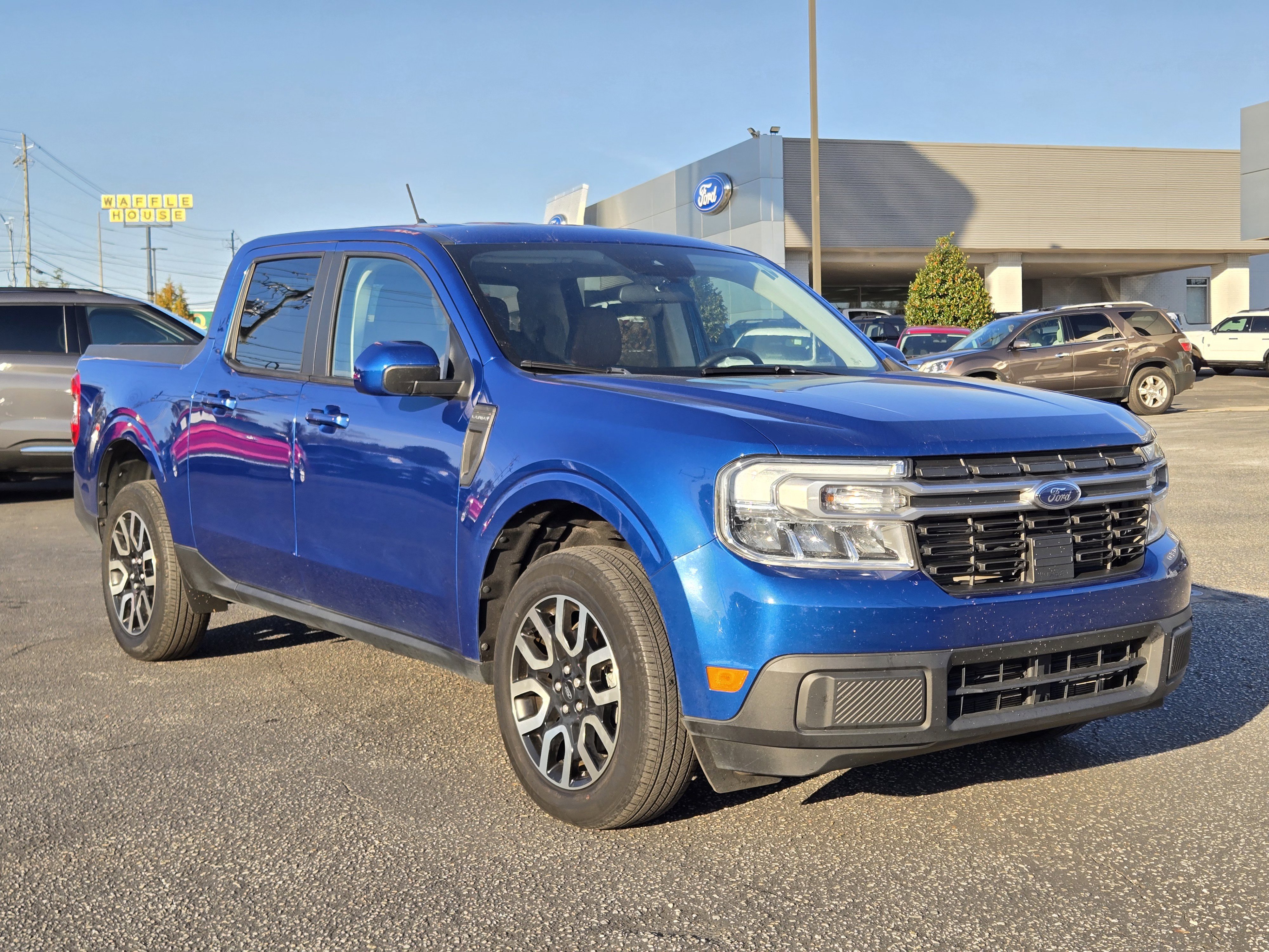 Certified 2023 Ford Maverick Lariat w/ Lariat Luxury Package image 4