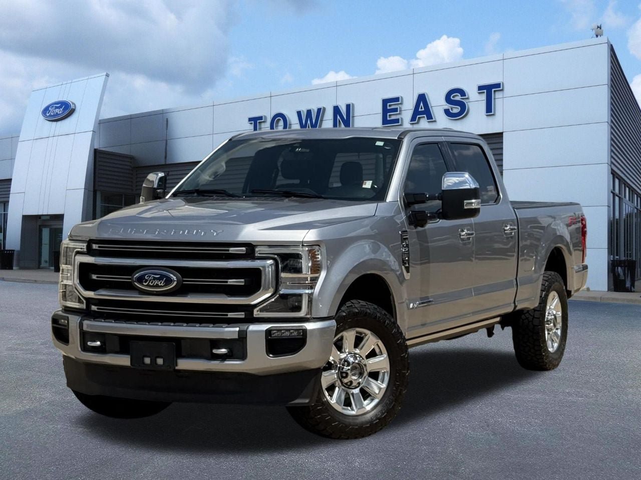 Certified 2022 Ford F250 Platinum w/ FX4 Off-Road Package