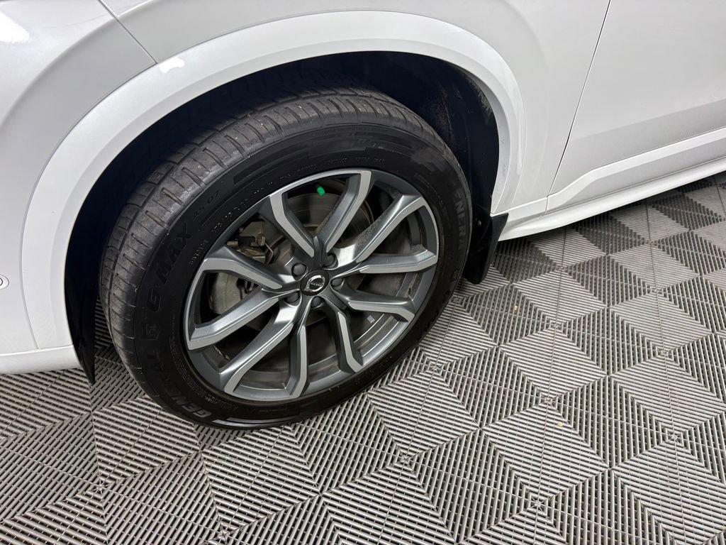 Used 2019 Volvo XC90 T6 Momentum w/ Advanced Package AWD/4WD image 9