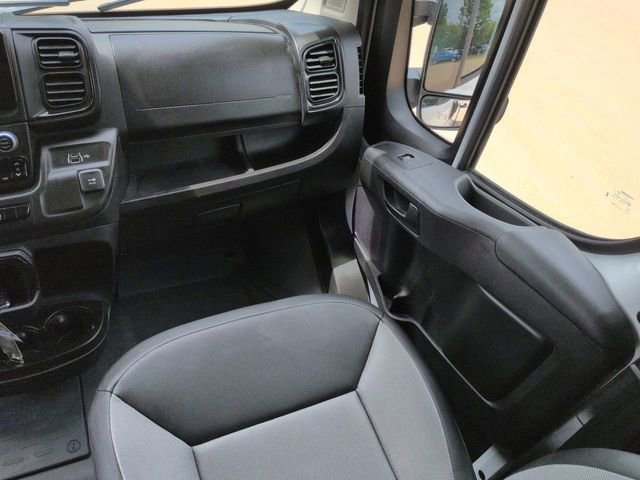 Used 2026 RAM ProMaster 2500 w/ Convenience Group FWD image 19