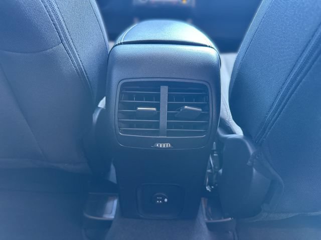Certified 2022 Ford Escape SE w/ Cold Weather Package AWD/4WD image 23