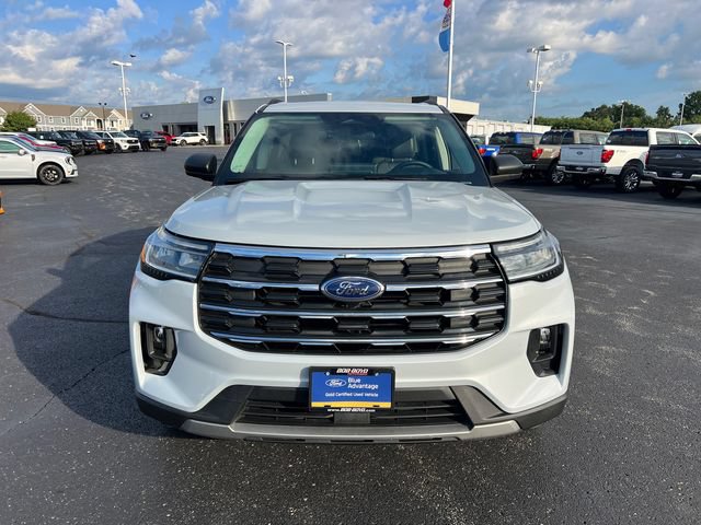 Certified 2025 Ford Explorer Active w/ Active Comfort Package AWD/4WD image 2