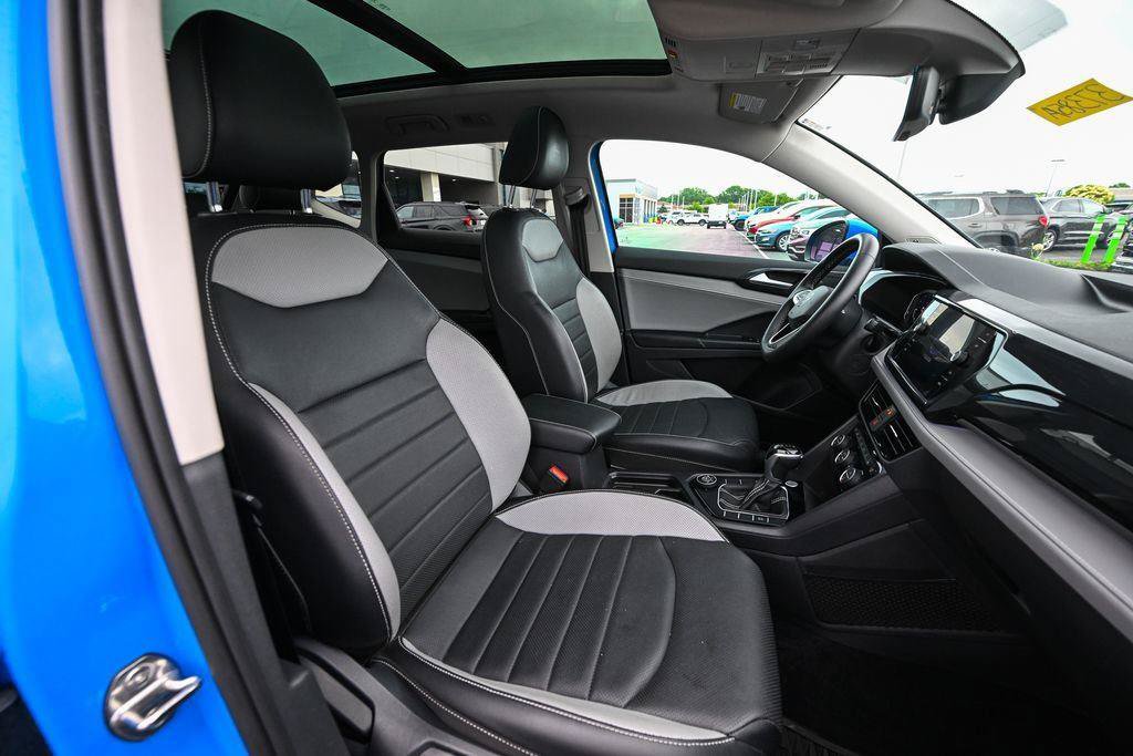 Used 2022 Volkswagen Taos SEL AWD/4WD image 24