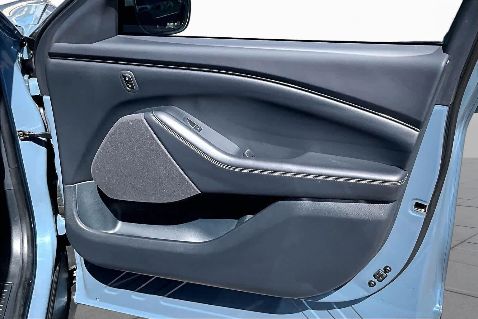 Certified 2023 Ford Mustang Mach-E Select RWD image 22