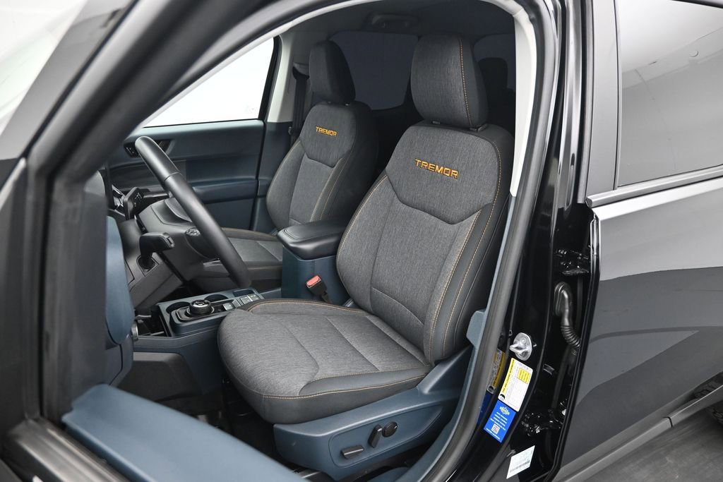 Certified 2024 Ford Maverick Tremor w/ Tremor Off-Road Package AWD/4WD image 9