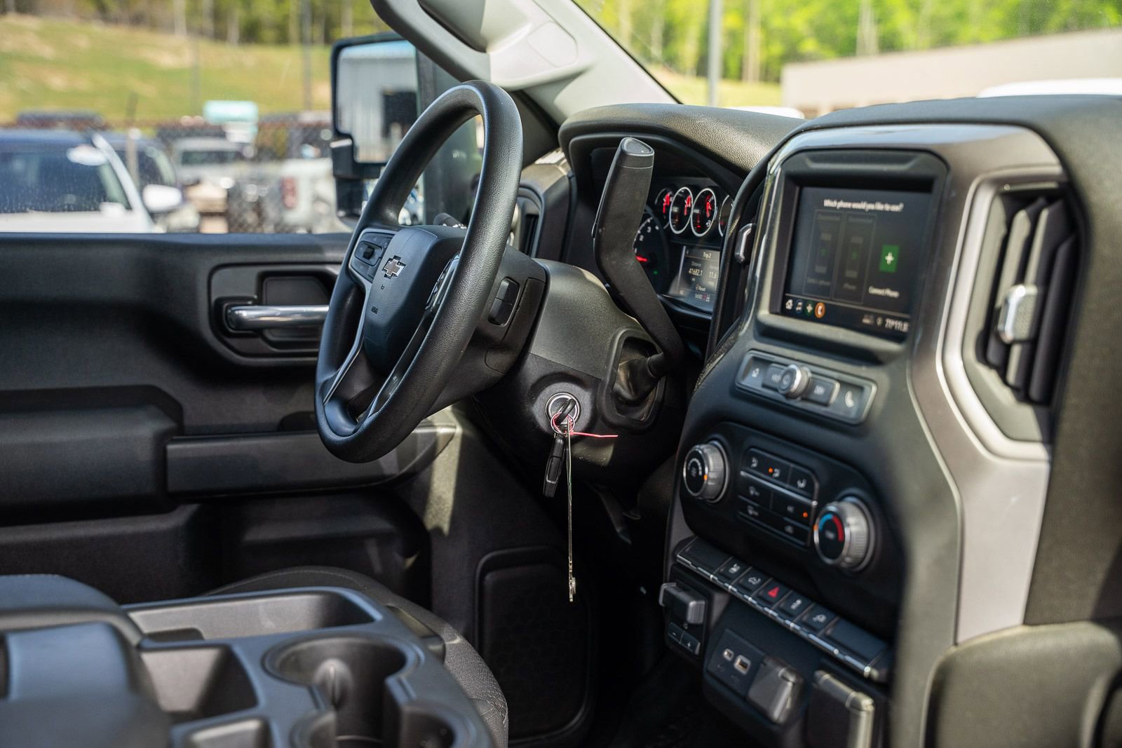 Used 2022 Chevrolet Silverado 2500 Custom w/ Custom Value Package image 12