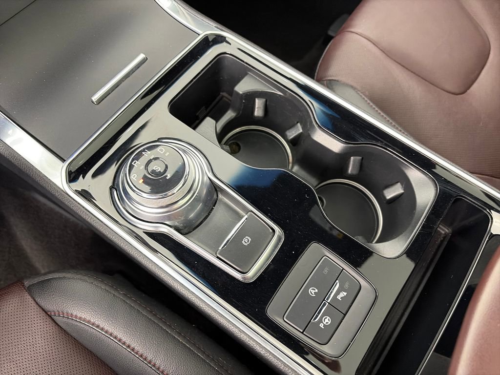 Certified 2020 Ford Edge Titanium w/ Equipment Group 301A image 22