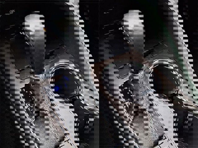 Used 2022 Toyota Camry XSE image 17