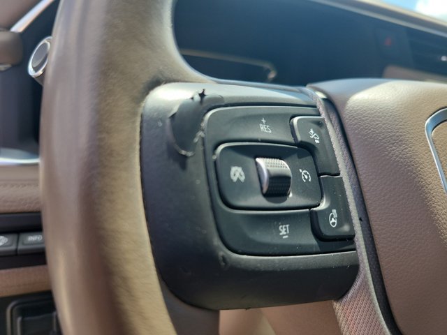 Used 2021 GMC Yukon XL Denali w/ Denali Premium Package RWD image 30