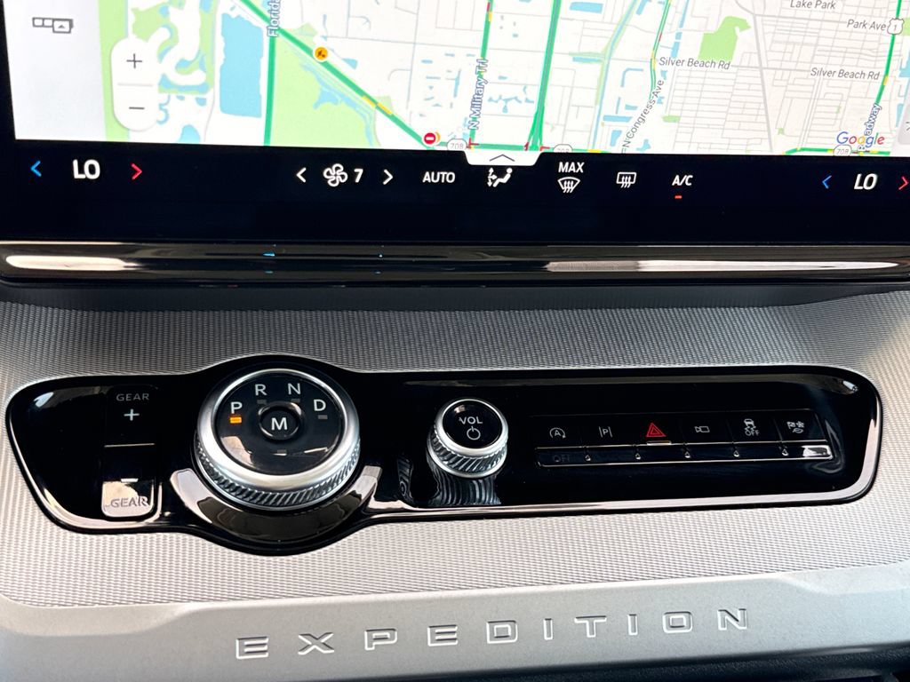 Certified 2025 Ford Expedition Max Active RWD image 24