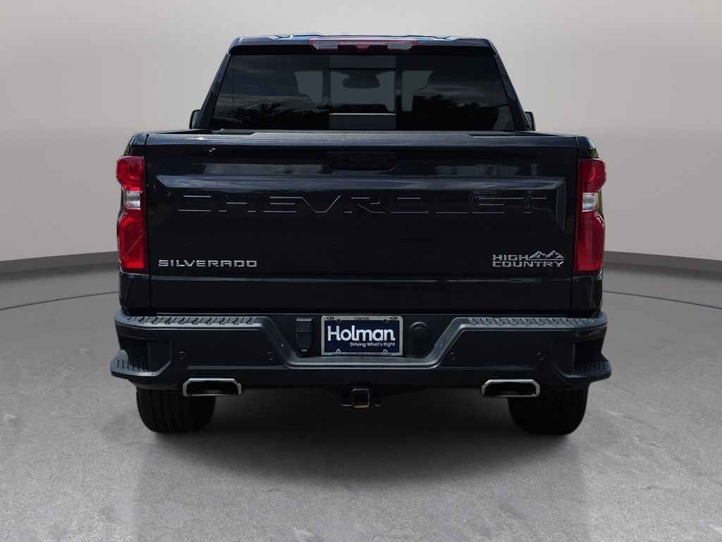 Used 2024 Chevrolet Silverado 1500 High Country w/ Z71 Off-Road Package AWD/4WD image 6