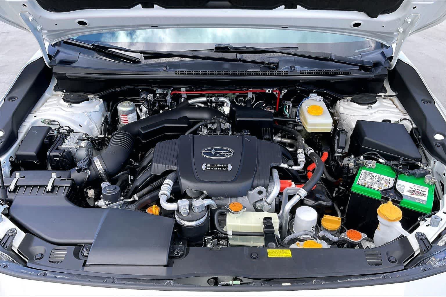 Used 2022 Subaru Crosstrek Hybrid AWD/4WD image 9