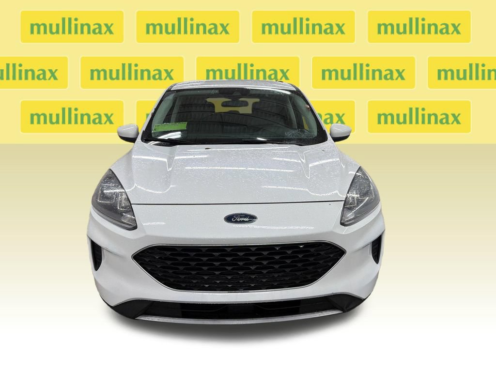 Certified 2021 Ford Escape SE FWD image 16