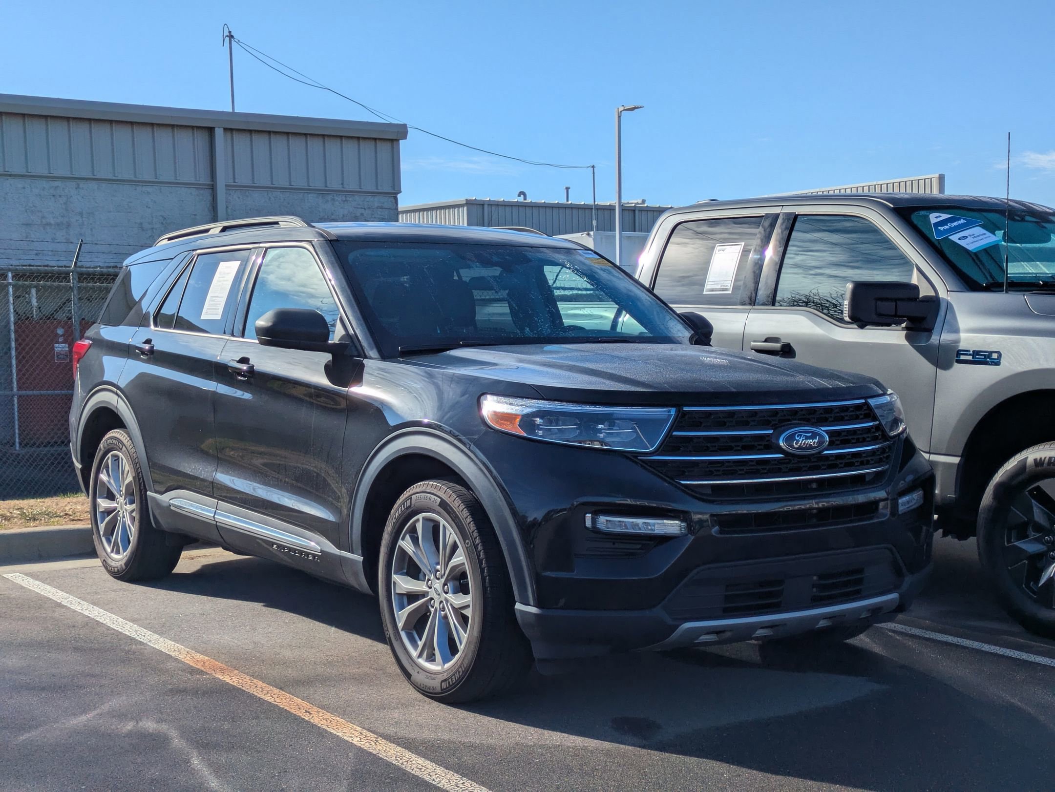 Certified 2023 Ford Explorer XLT w/ Equipment Group 202A image 6