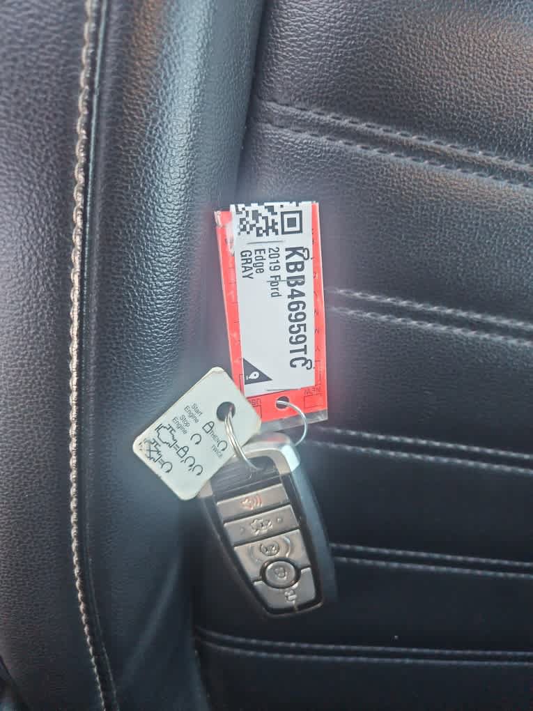 Certified 2019 Ford Edge SEL w/ Equipment Group 201A FWD image 20