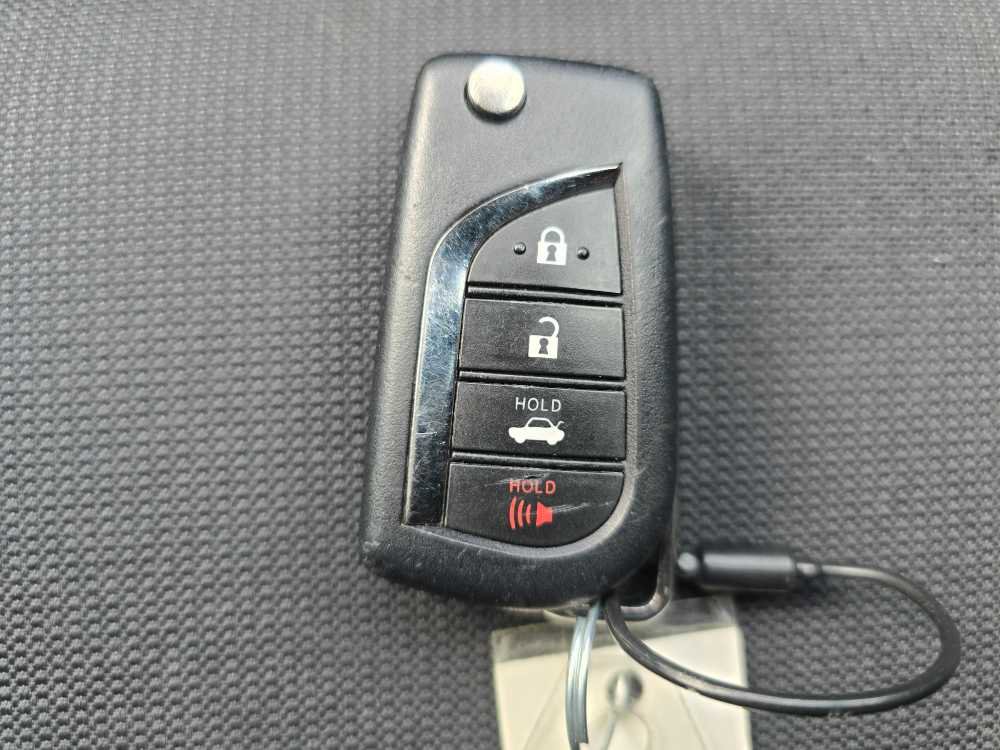 Used 2023 Toyota Corolla LE image 21