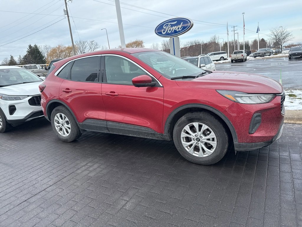 Certified 2023 Ford Escape Active w/ Tech Pack #2 image 2