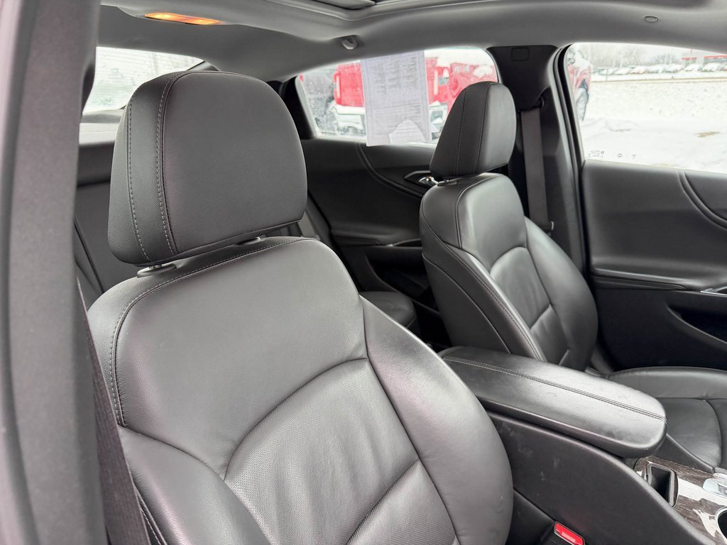 Used 2024 Chevrolet Malibu LT image 15