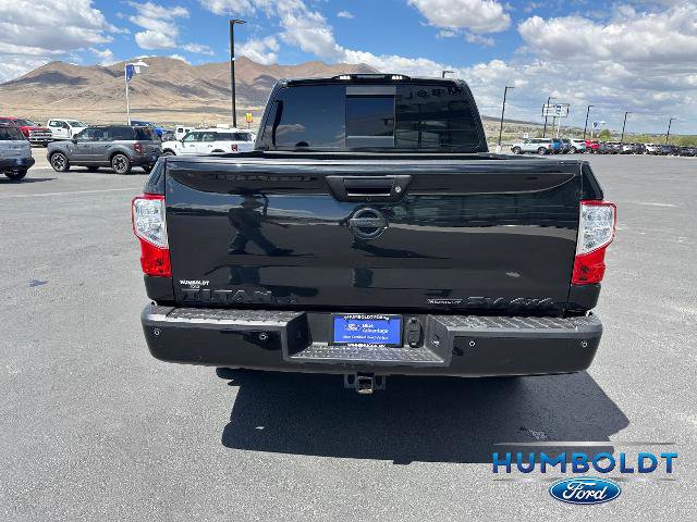 Used 2019 Nissan Titan SV w/ SV Convenience Package AWD/4WD image 6