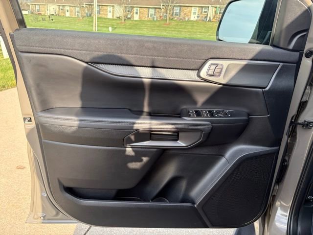 Certified 2025 Ford Ranger Raptor AWD/4WD image 11