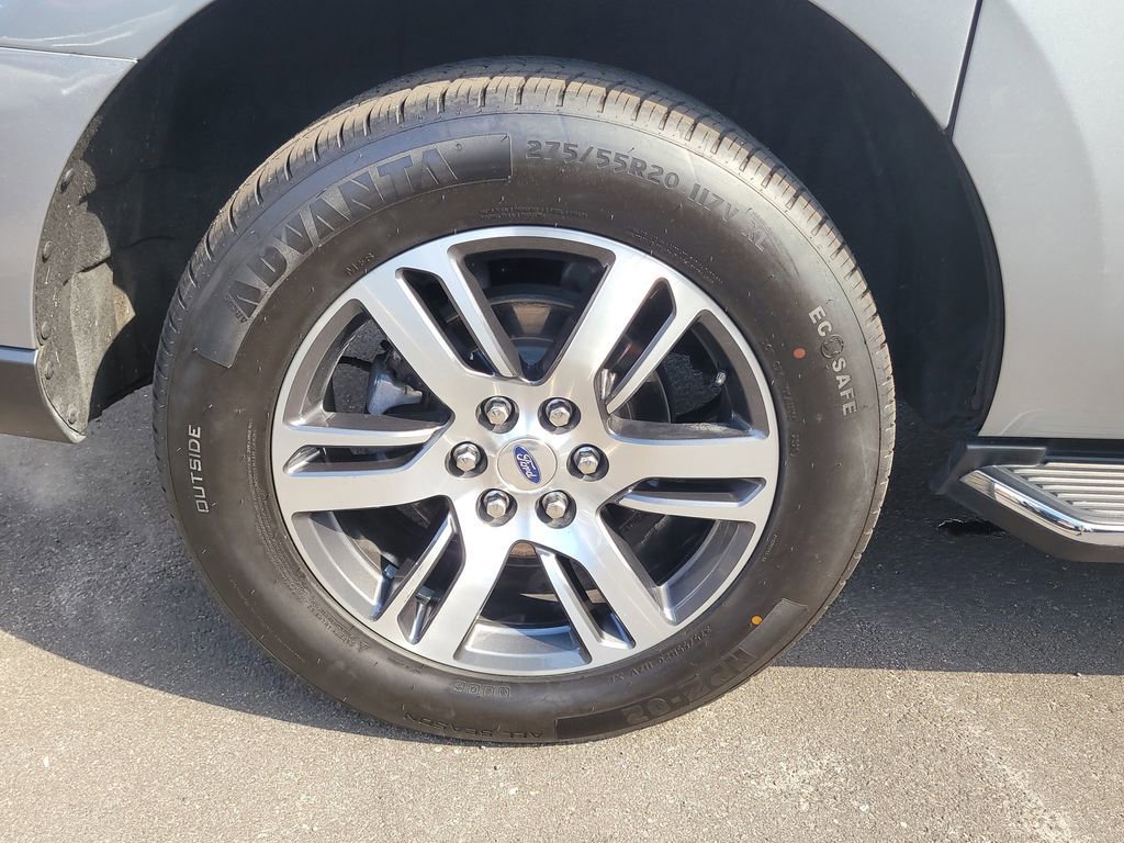 Certified 2023 Ford Expedition Max Limited image 5