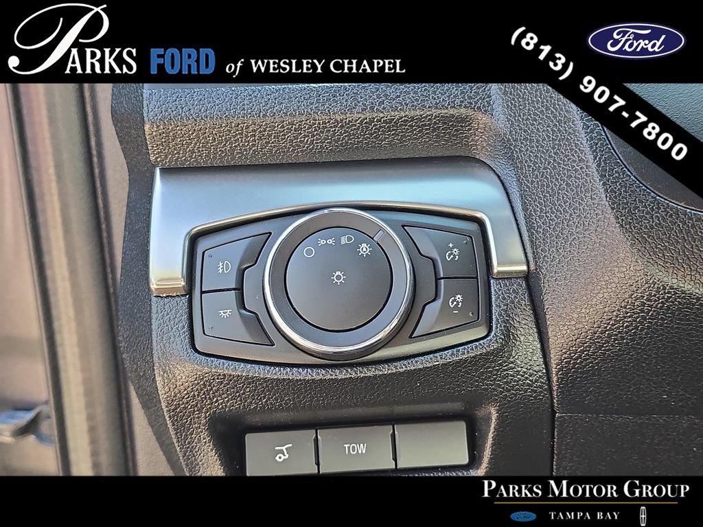 Certified 2018 Ford Explorer XLT w/ Equipment Group 202A AWD/4WD image 27
