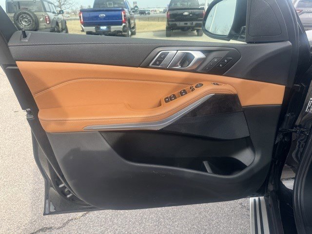 Used 2022 BMW X5 xDrive40i image 11