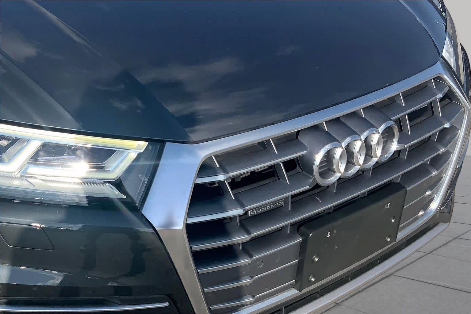 Used 2019 Audi Q5 2.0T Premium Plus w/ Premium Plus Package AWD/4WD image 30
