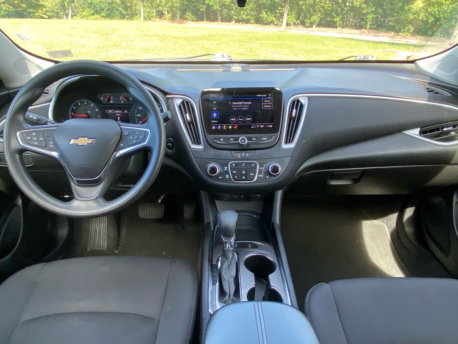 Used 2025 Chevrolet Malibu LT FWD image 11