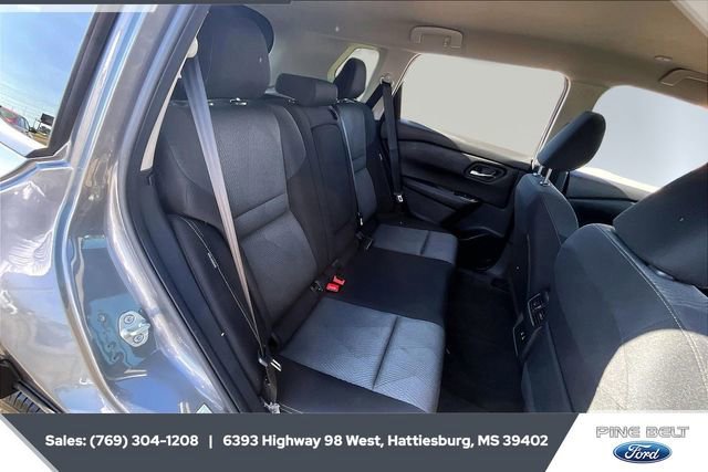 Used 2024 Nissan Rogue SV image 20