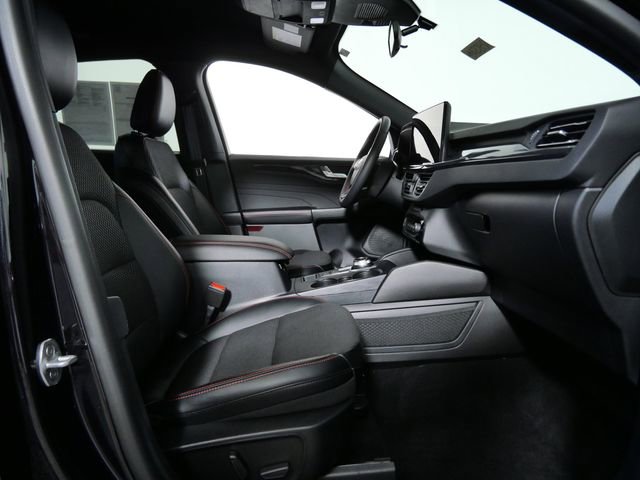 Certified 2023 Ford Escape ST-Line Select w/ Tech Pack #2 AWD/4WD image 10