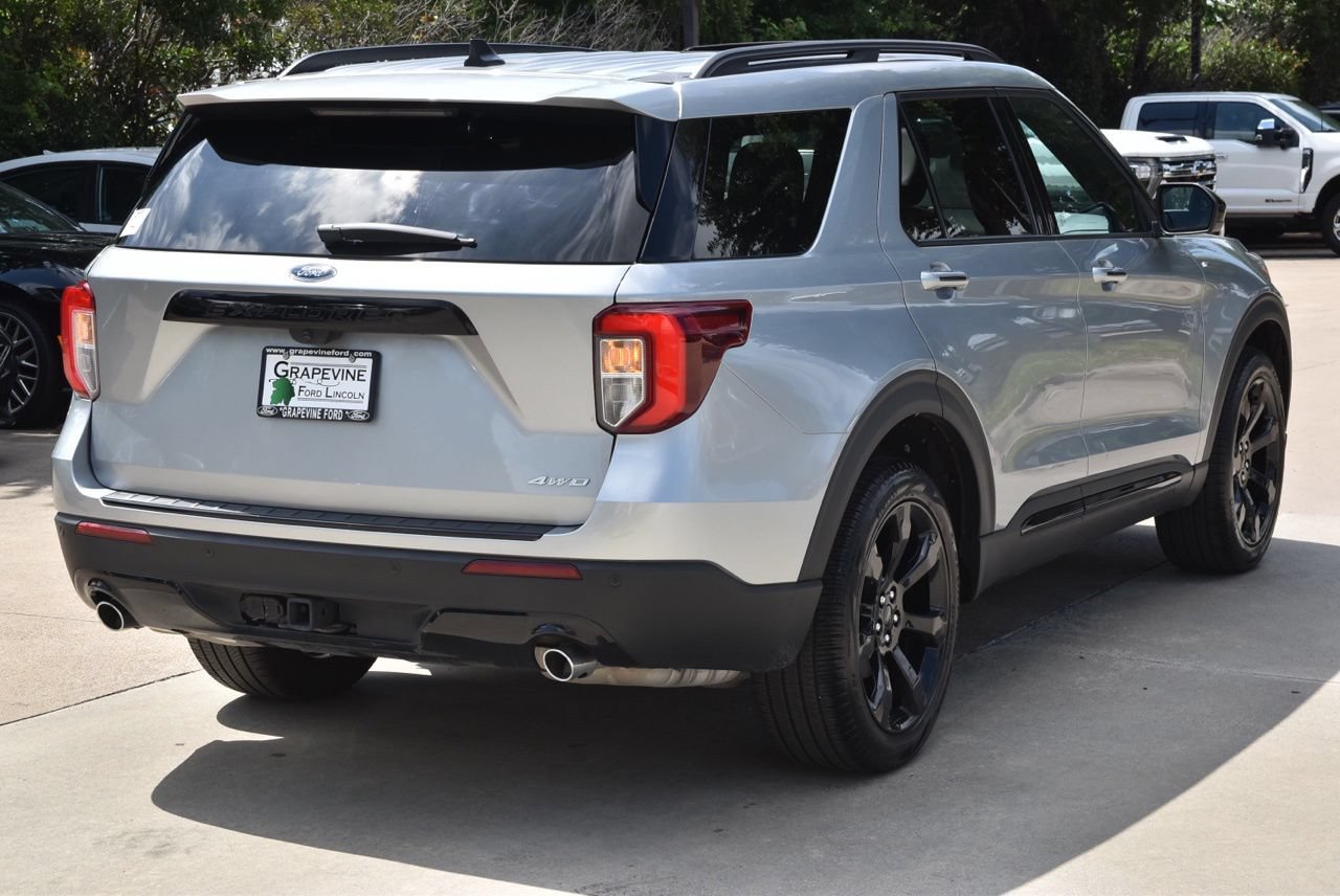 Certified 2024 Ford Explorer ST-Line w/ Class IV Trailer Tow Package AWD/4WD image 8
