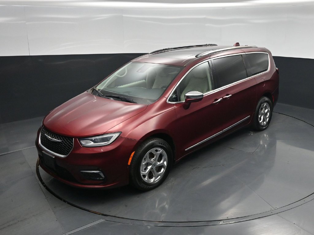 Used 2021 Chrysler Pacifica Limited w/ Premium & Safety Sphere Group AWD/4WD image 36