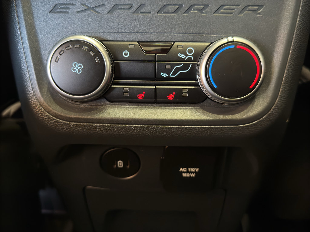 Certified 2025 Ford Explorer ST AWD/4WD image 13