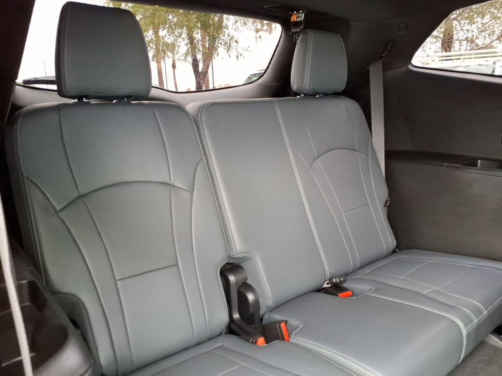 Used 2024 Buick Enclave Essence FWD image 16